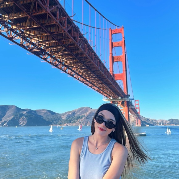 Meet your Posher, Rose ⏾ - Picture 5 of 7